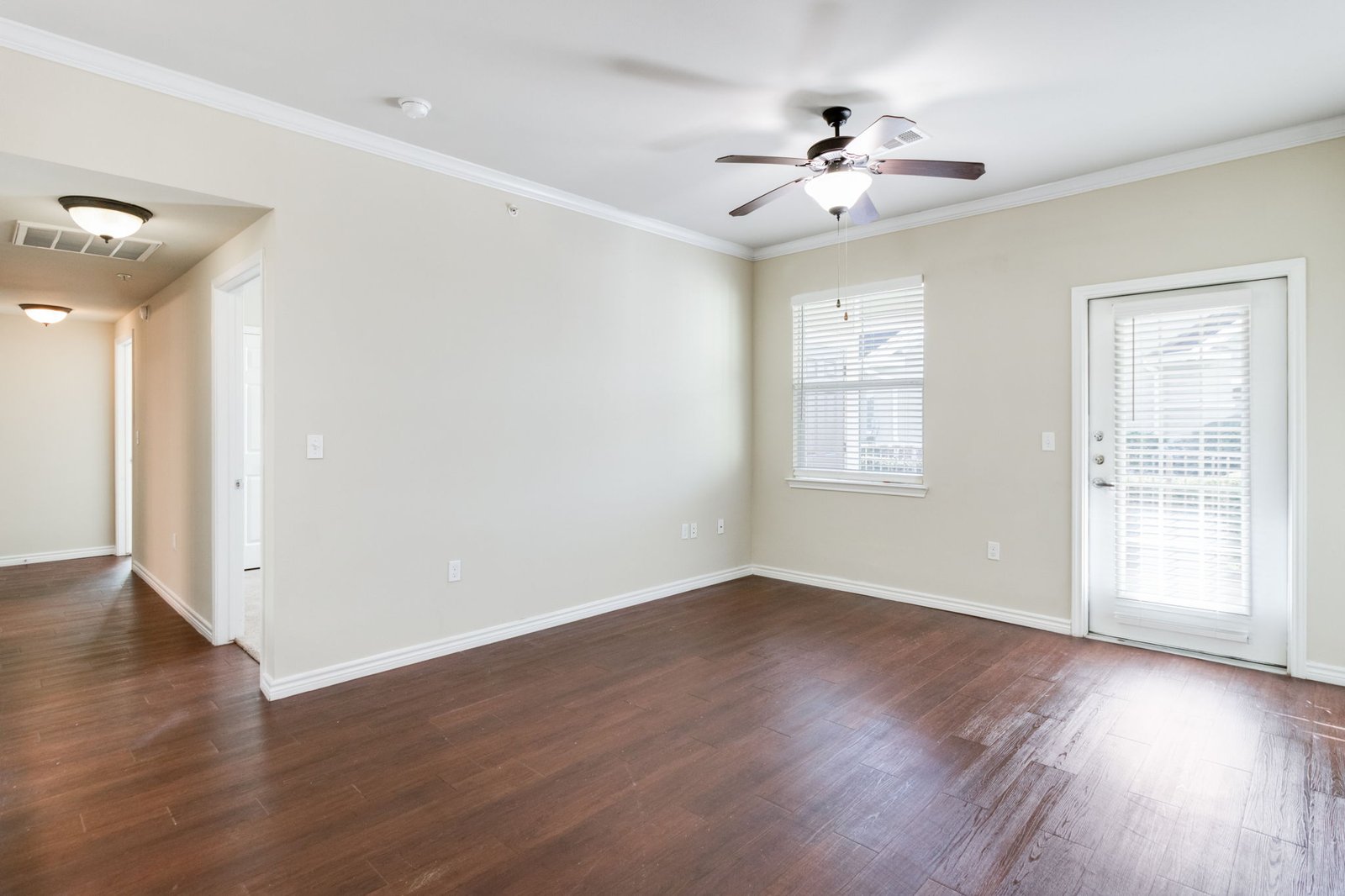 37-web-or-mls-9613 Maurice Ave 1108-3