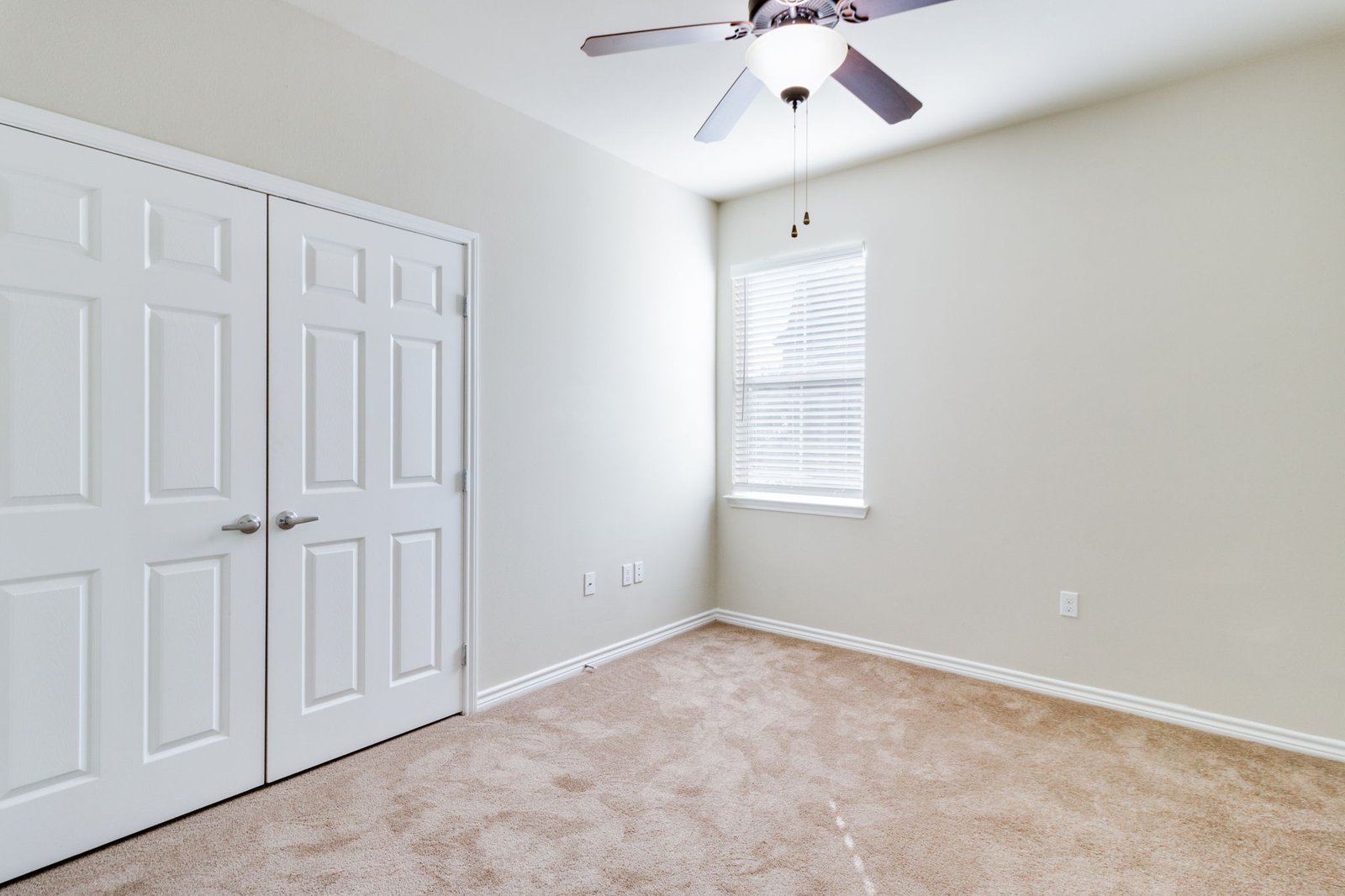 42-web-or-mls-9613 Maurice Ave 1108-8