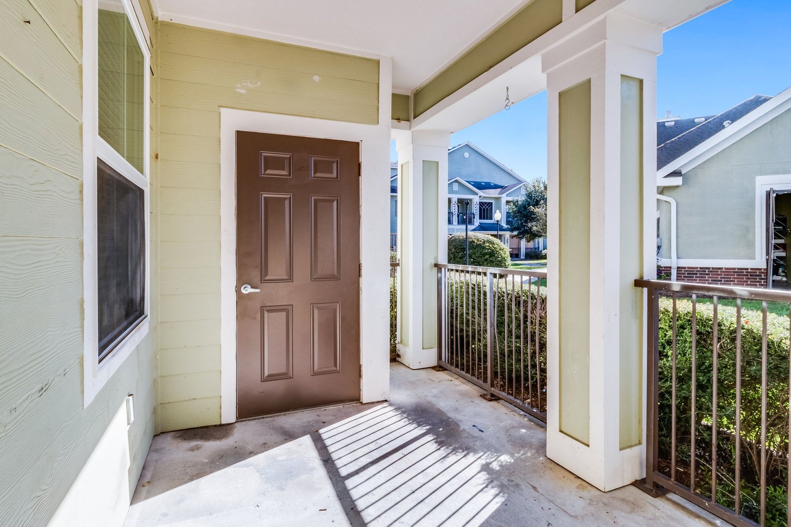 51-web-or-mls-9613 Maurice Ave 1108-17