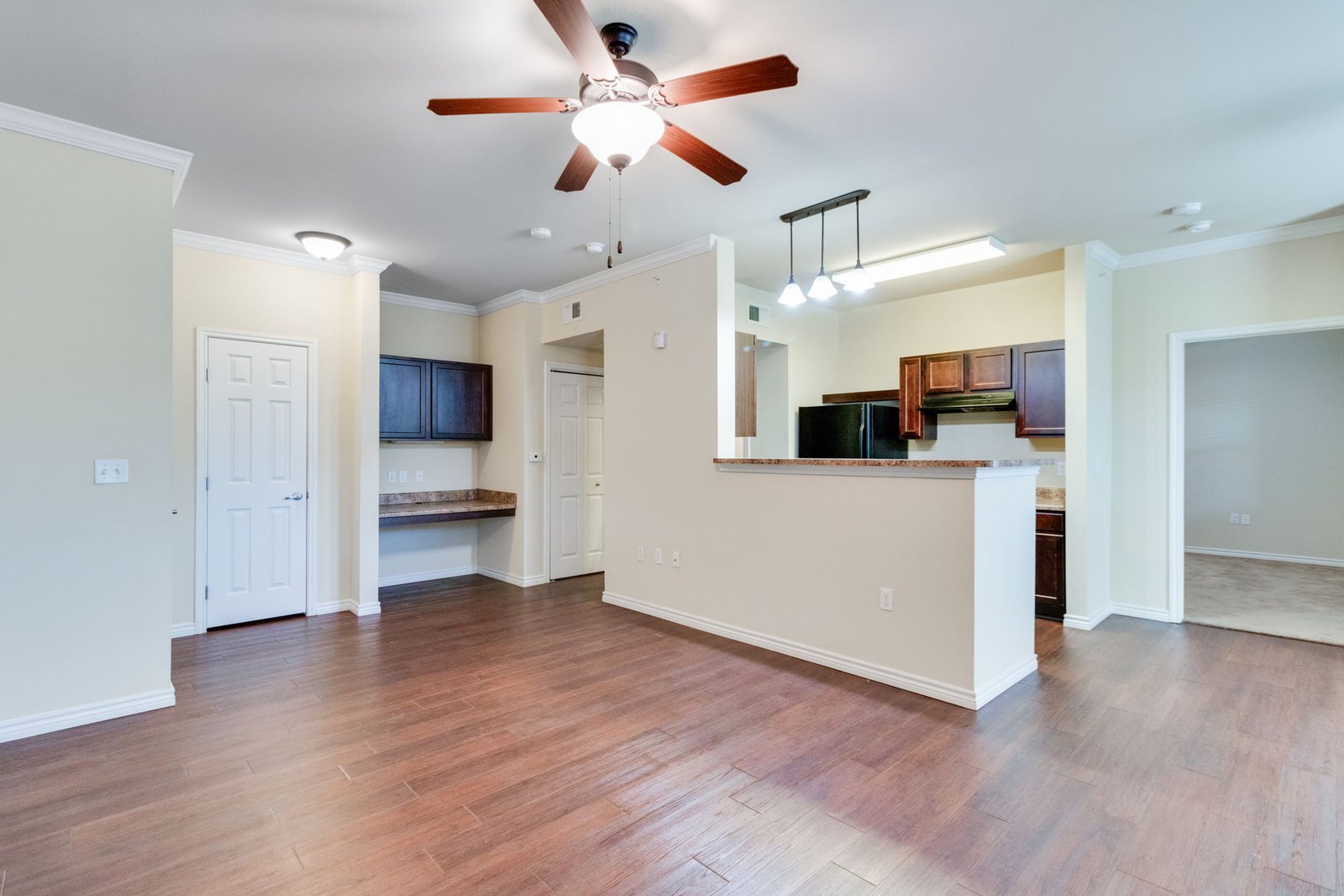 55-web-or-mls-9613 Maurice Ave 3103-4