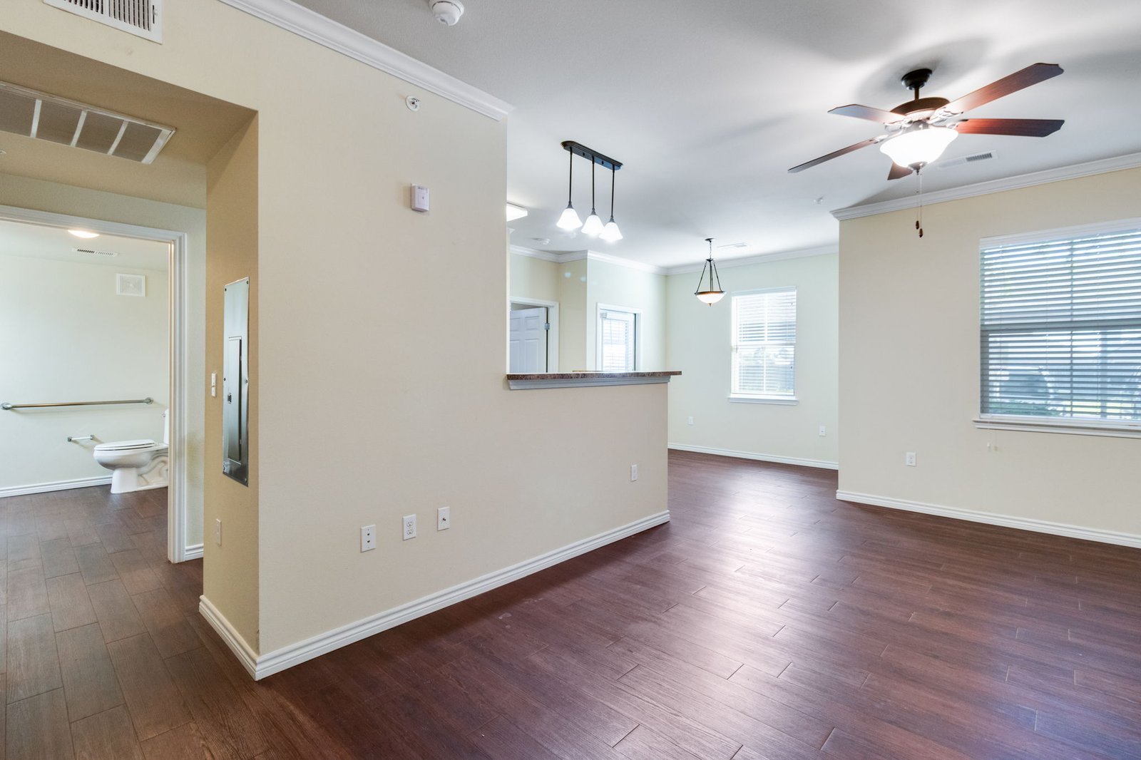 56-web-or-mls-9613 Maurice Ave 3103-5