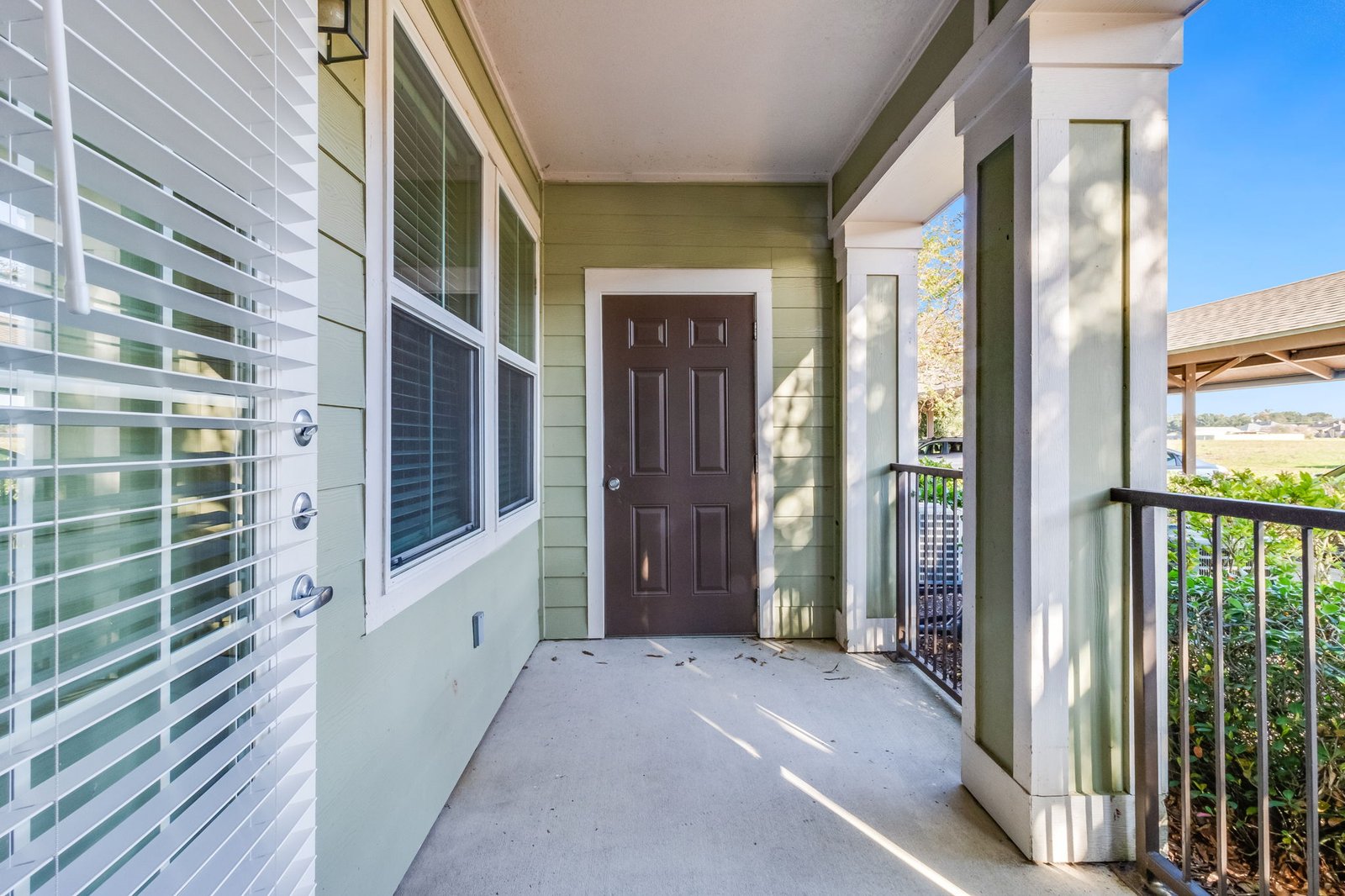65-web-or-mls-9613 Maurice Ave 3103-15