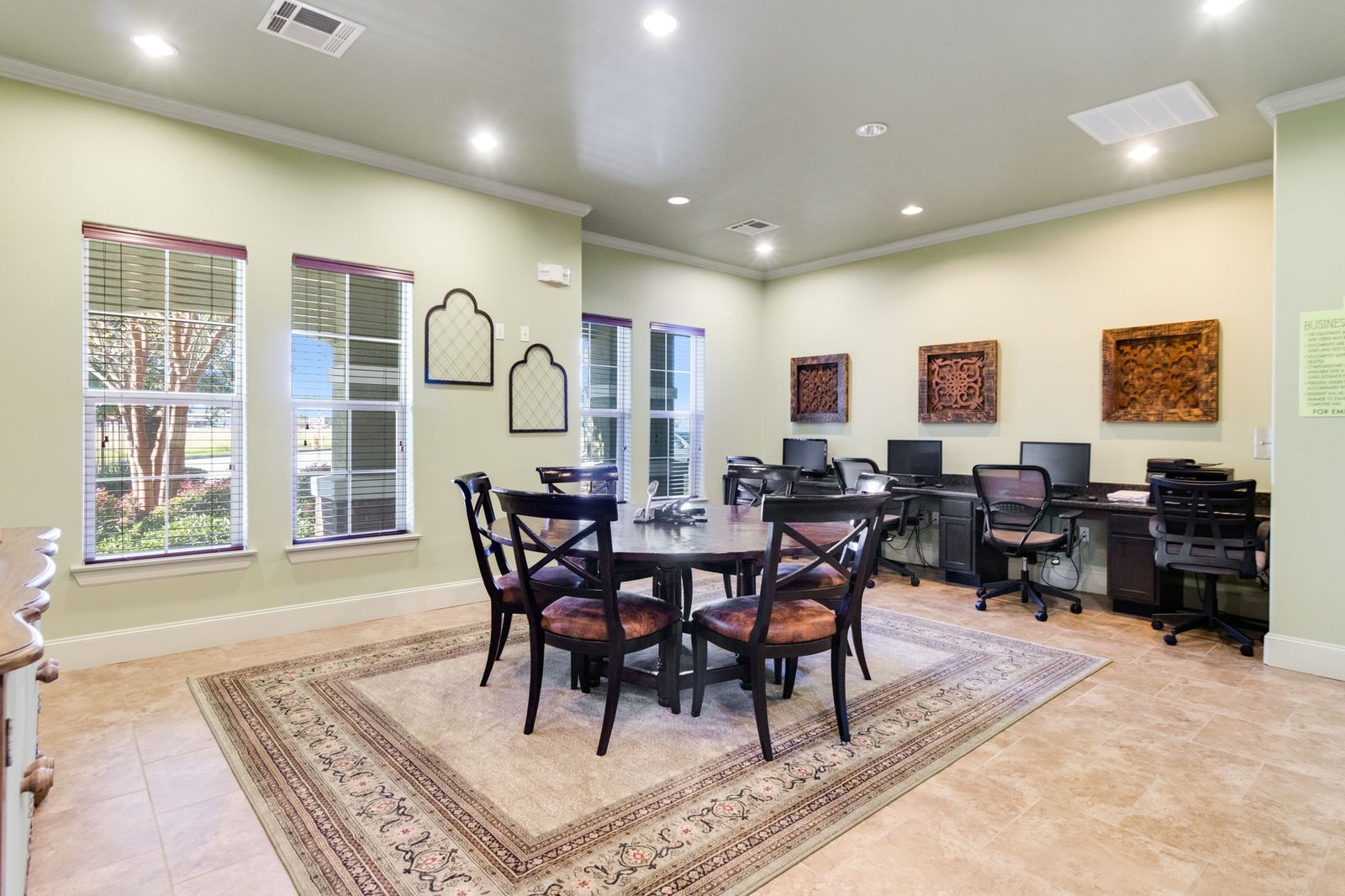 8-web-or-mls-9613 Maurice Ave Comm Photos-7